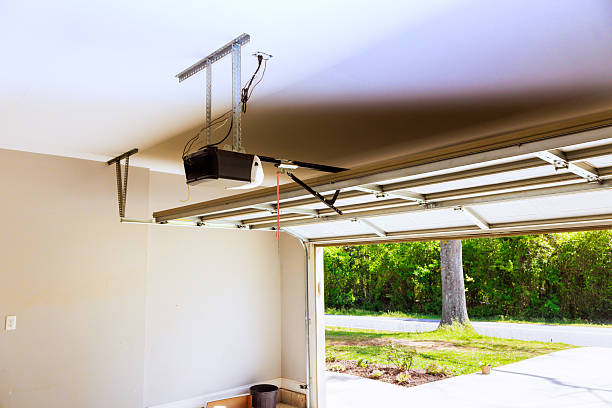 Top rated local Garage Door Panel Replacement specialists in Elgin, TX